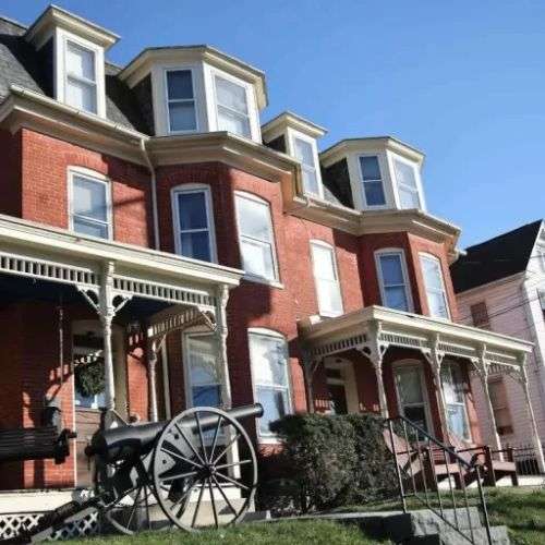 Brickhouse Inn Bed and Breakfast - Historic Downtown Gettysburg Lodging